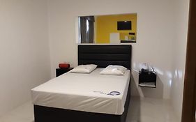Motel Sky (Adults Only)